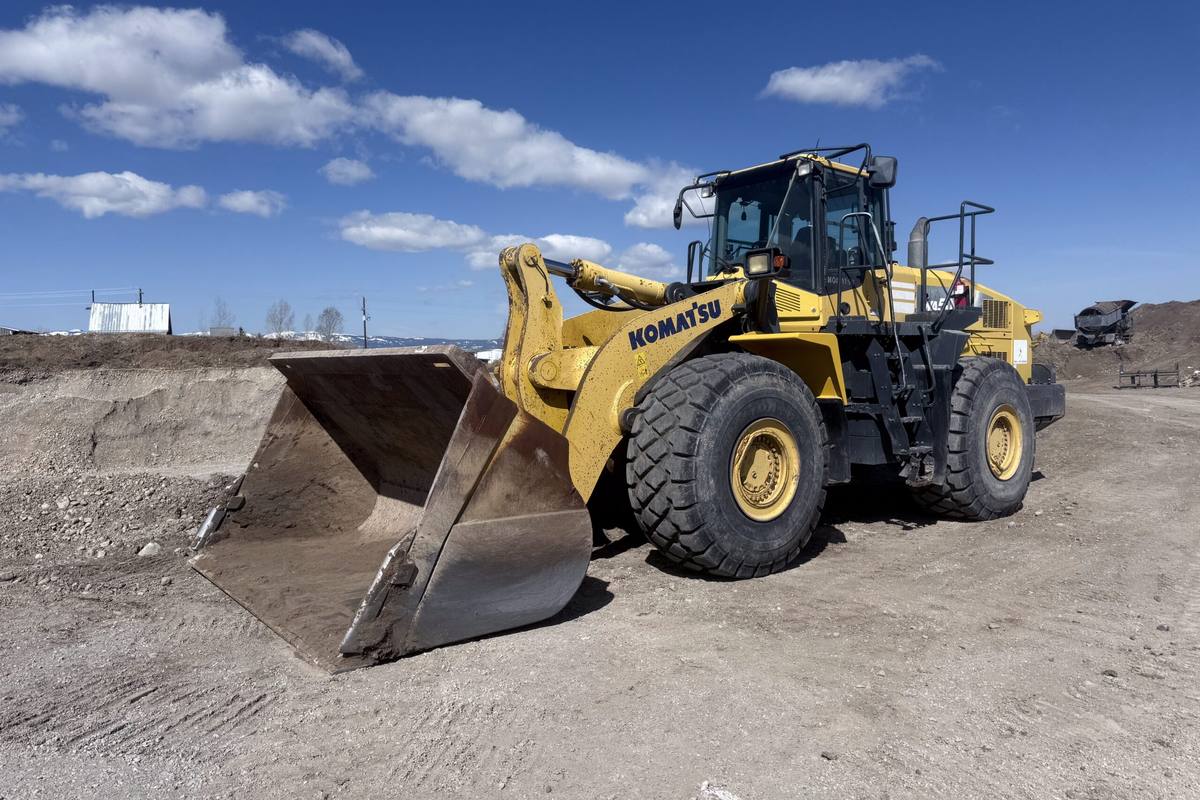 Darby Pit's Komatsu wheel loader at the gravel pit in Driggs, Idaho